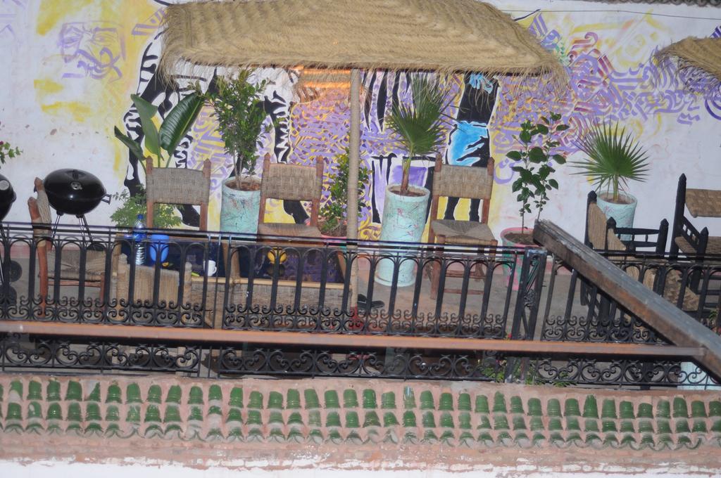 Backpackers Grapevine Hostel Marrakesh Exteriör bild